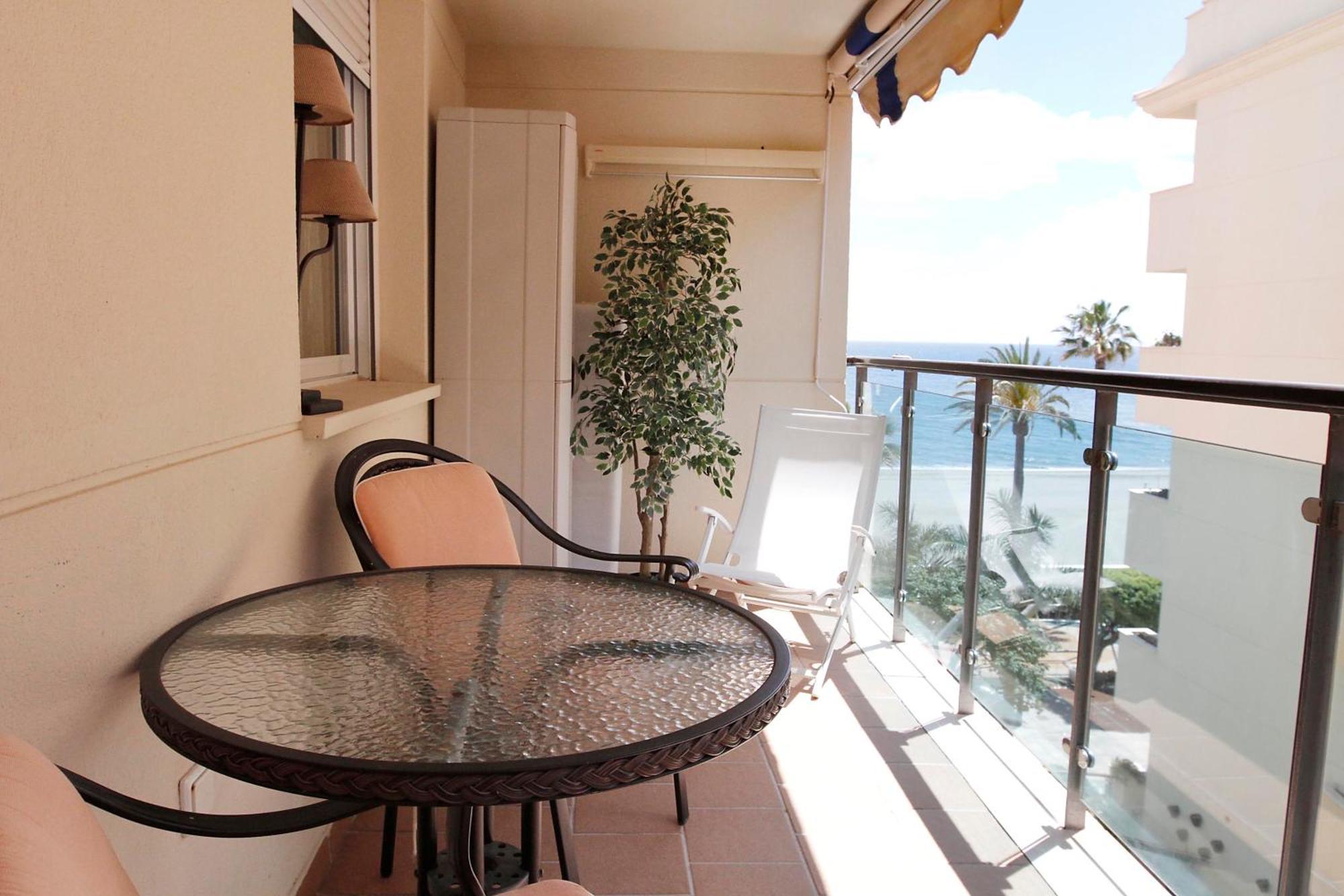 La Rada Beach Estepona Centro Ngoại thất bức ảnh